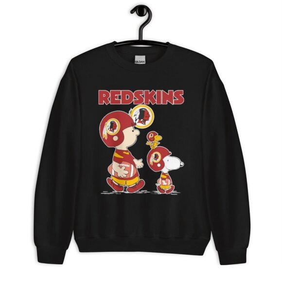 Washington Redskins NFL Football Snoopy Woodstock Peanuts Movie Sweatshirt 159 - Picture 1 of 5